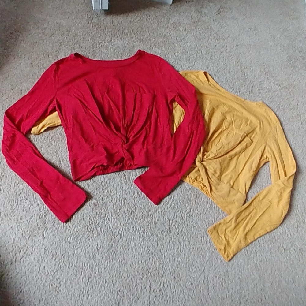 Cropped Long sleev Tshirt with Pocket